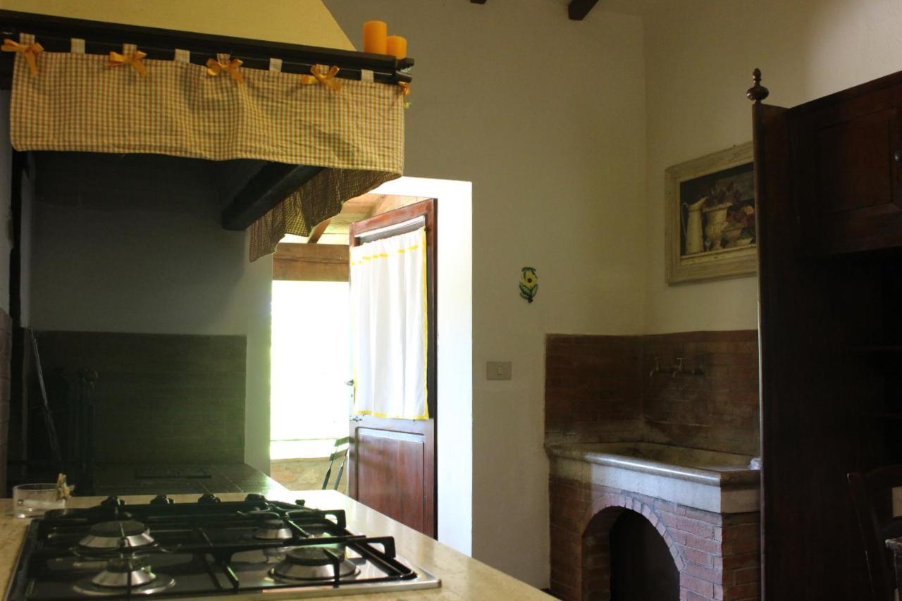 Borgo Santinovo Villa กอลเลวัลเดลซา ภายนอก รูปภาพ