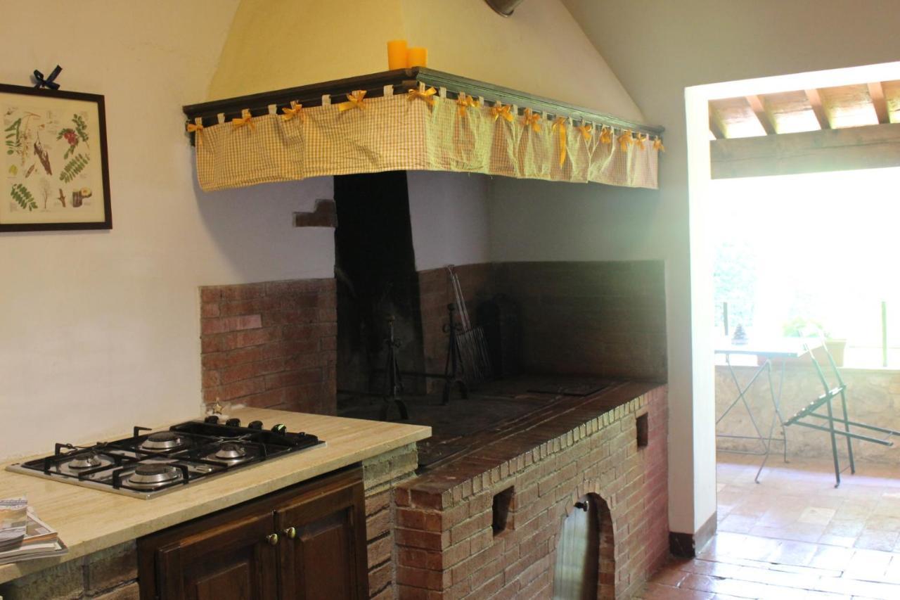 Borgo Santinovo Villa กอลเลวัลเดลซา ภายนอก รูปภาพ
