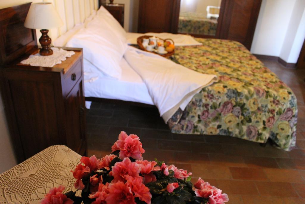 Borgo Santinovo Villa กอลเลวัลเดลซา ภายนอก รูปภาพ
