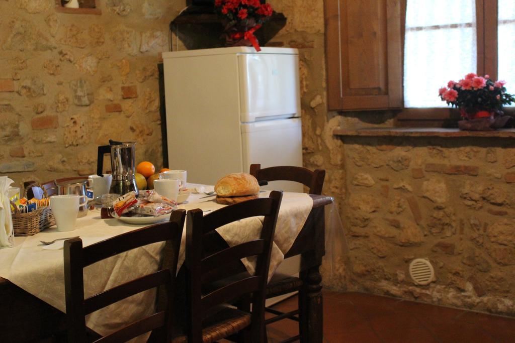 Borgo Santinovo Villa กอลเลวัลเดลซา ภายนอก รูปภาพ