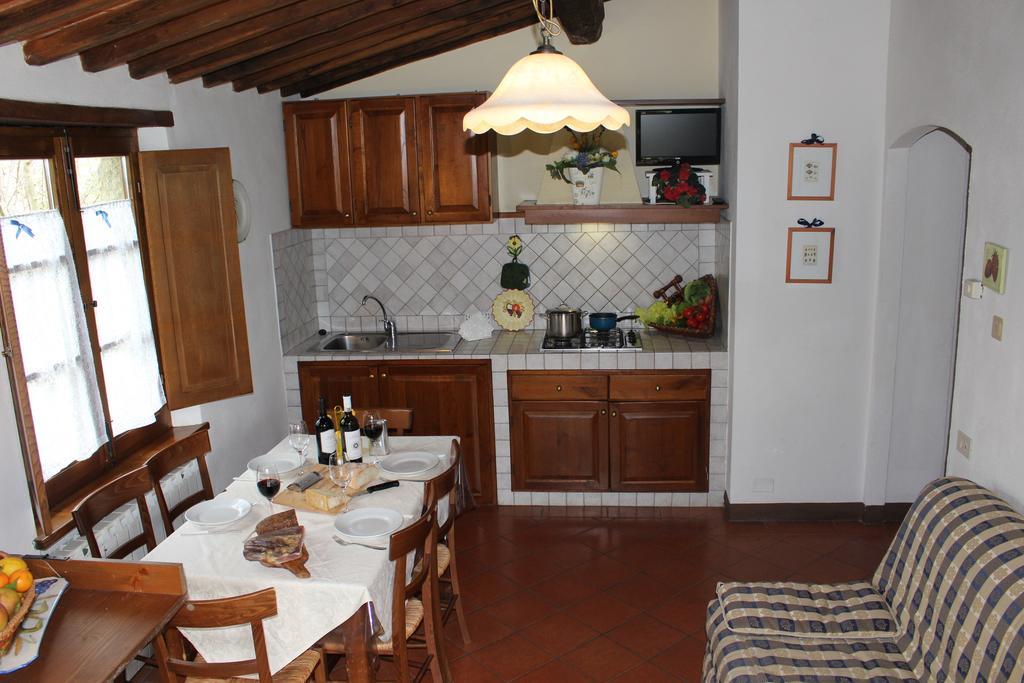 Borgo Santinovo Villa กอลเลวัลเดลซา ภายนอก รูปภาพ