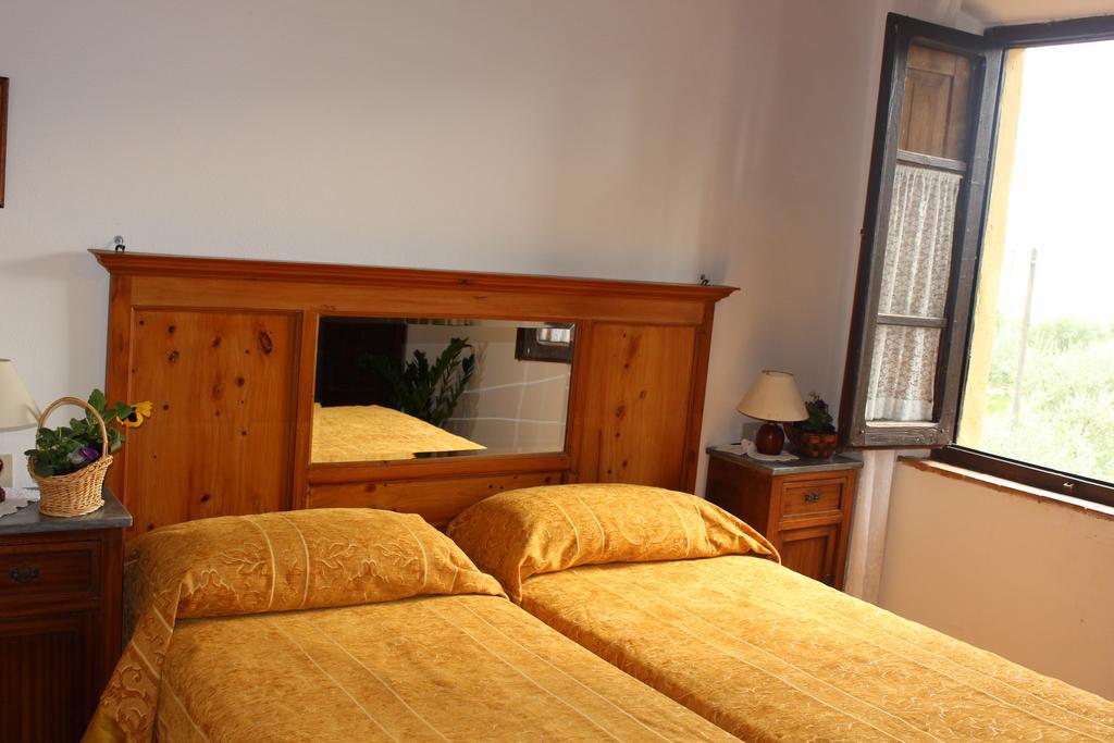 Borgo Santinovo Villa กอลเลวัลเดลซา ภายนอก รูปภาพ