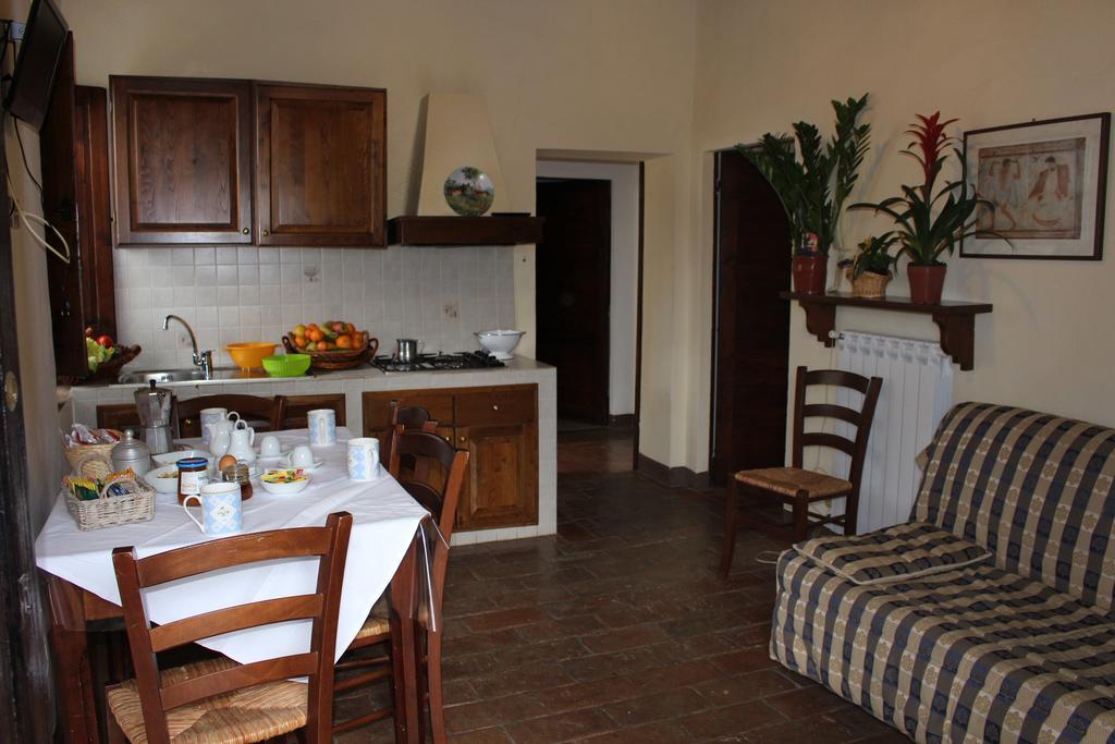 Borgo Santinovo Villa กอลเลวัลเดลซา ภายนอก รูปภาพ