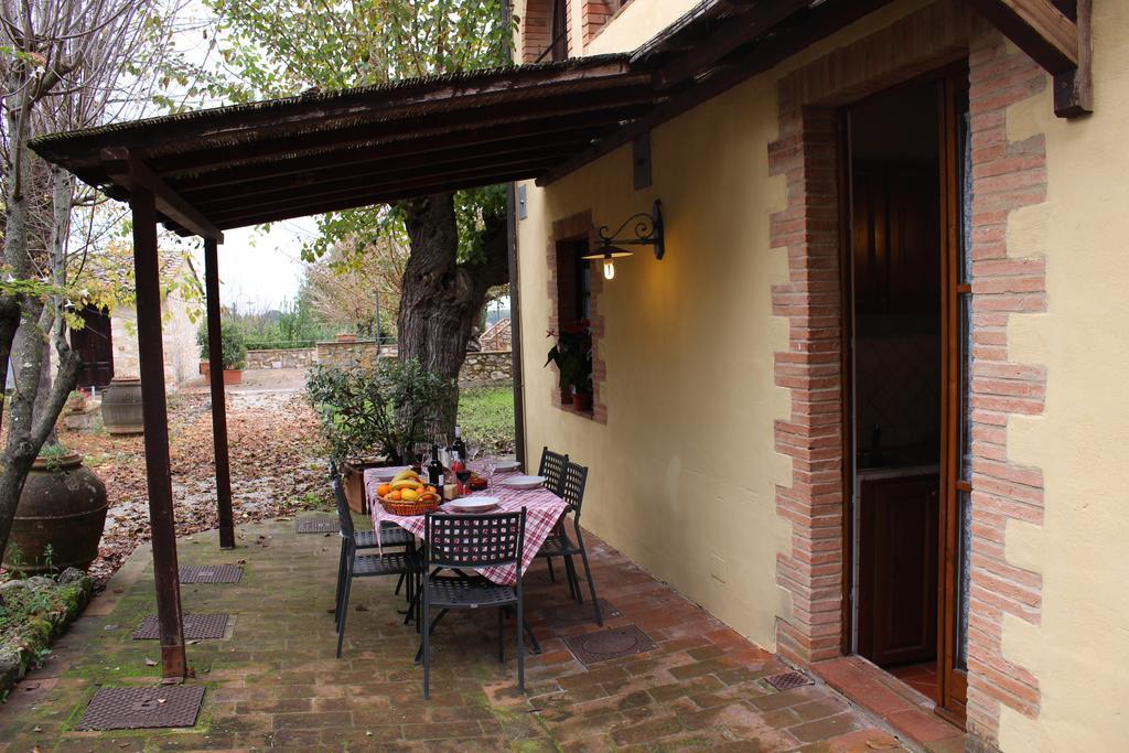 Borgo Santinovo Villa กอลเลวัลเดลซา ภายนอก รูปภาพ