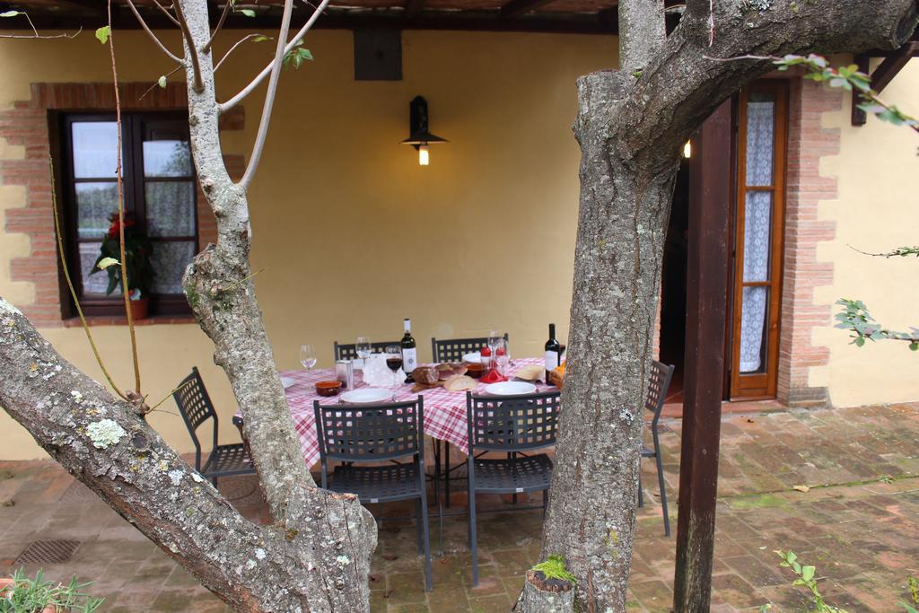 Borgo Santinovo Villa กอลเลวัลเดลซา ภายนอก รูปภาพ